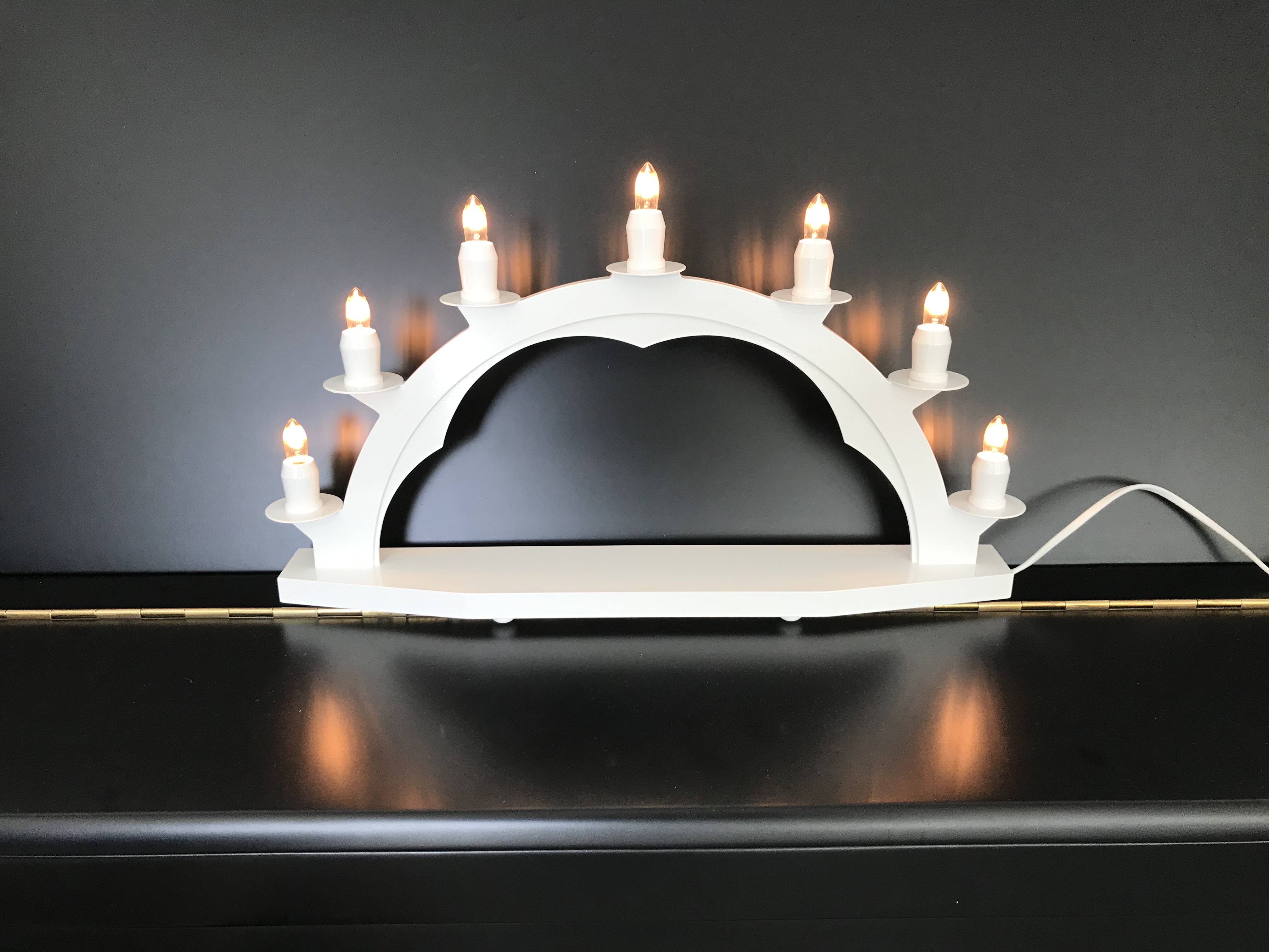 Candle arch made of Erzgebirge wood, white with 7 electric candles without box - 47 x 28cm