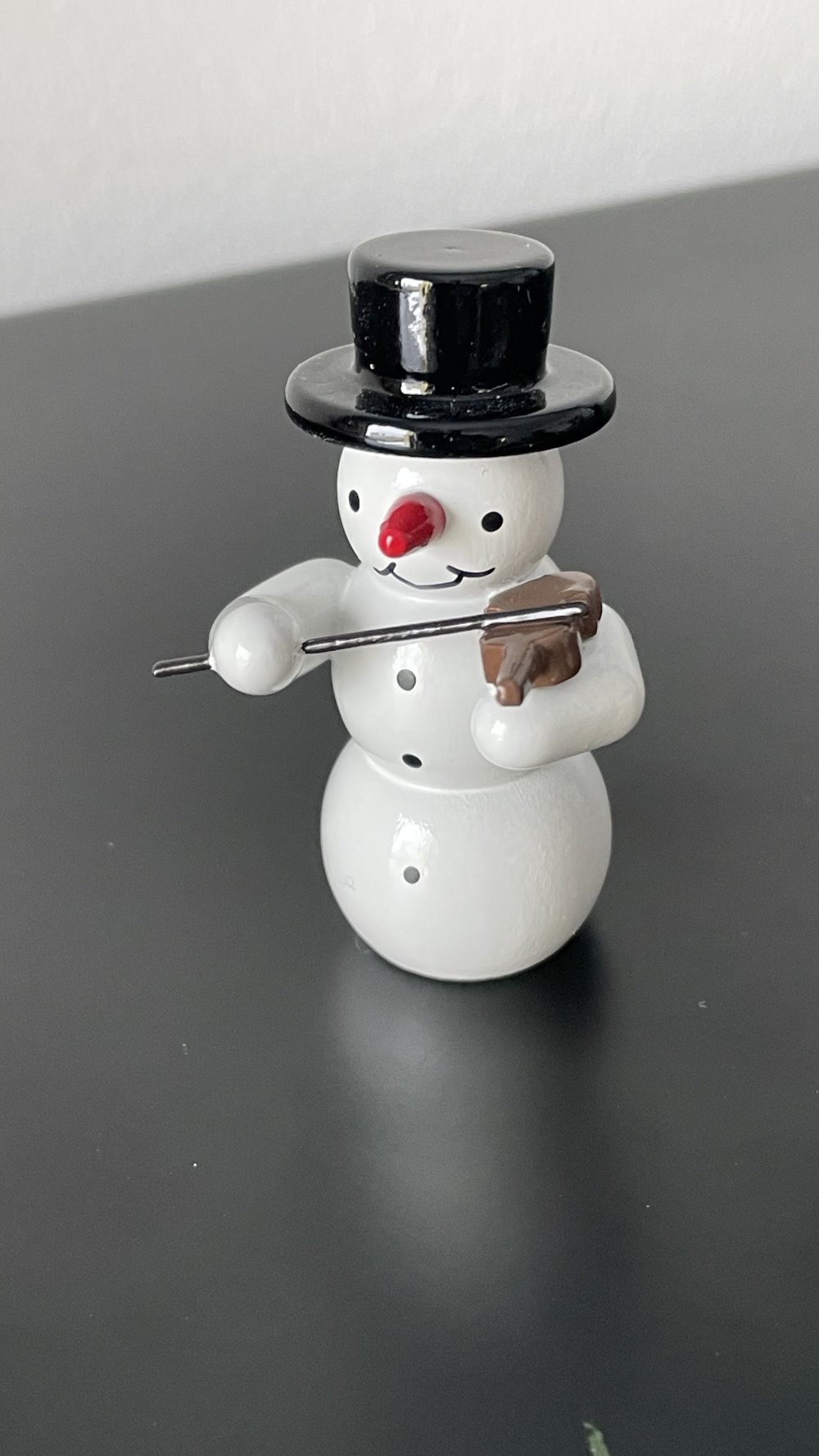 Snowman with violin decorative figure made of wood 5.5cm